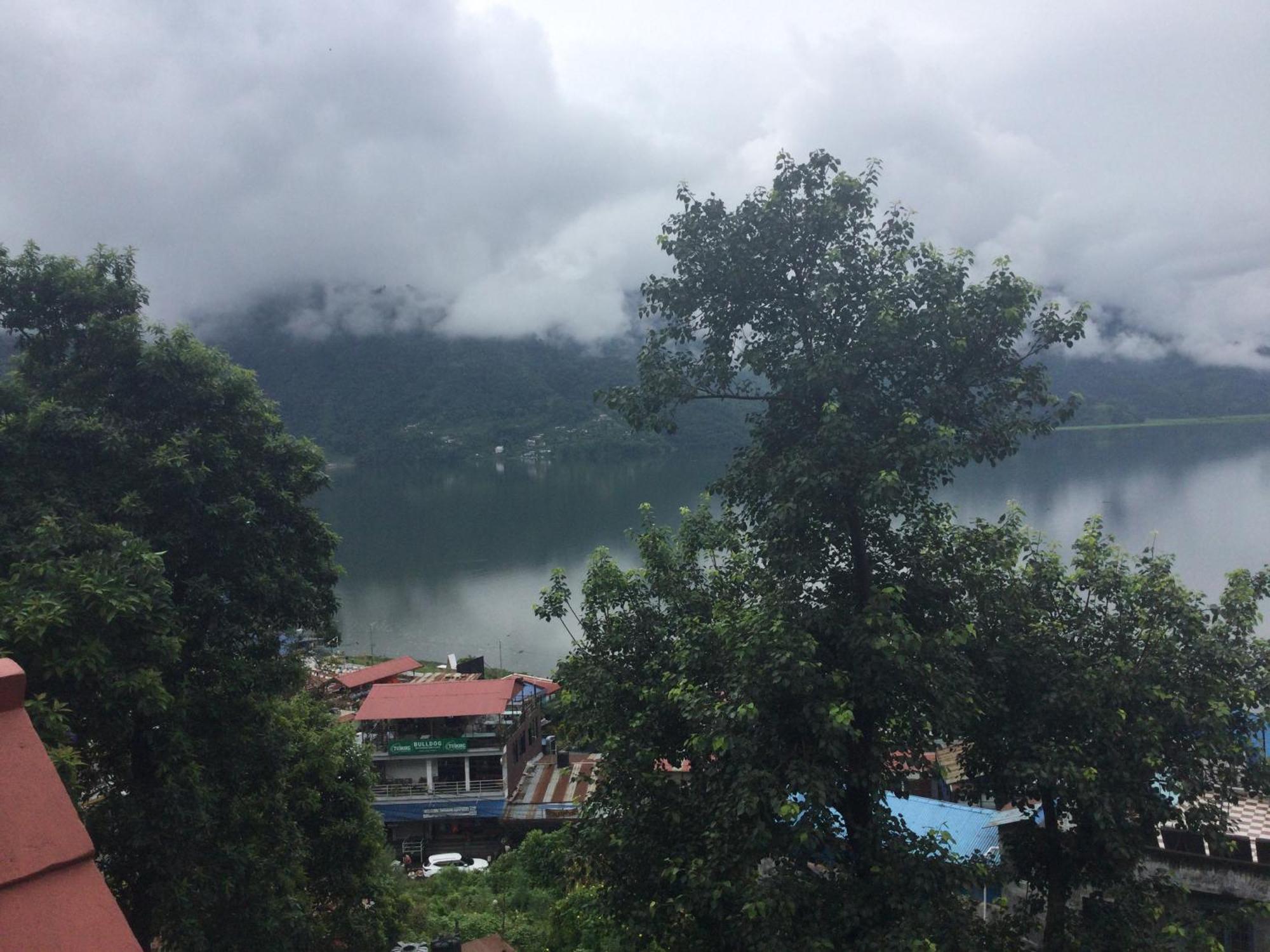 Sweet Dreams Hotel Pokhara Exterior photo