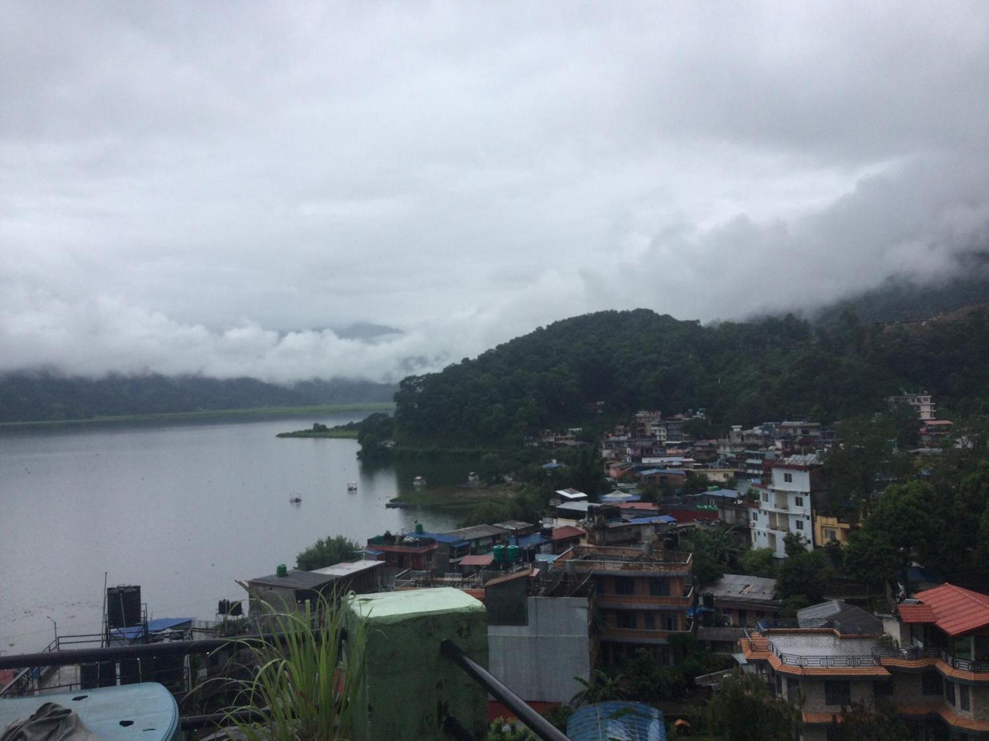 Sweet Dreams Hotel Pokhara Exterior photo